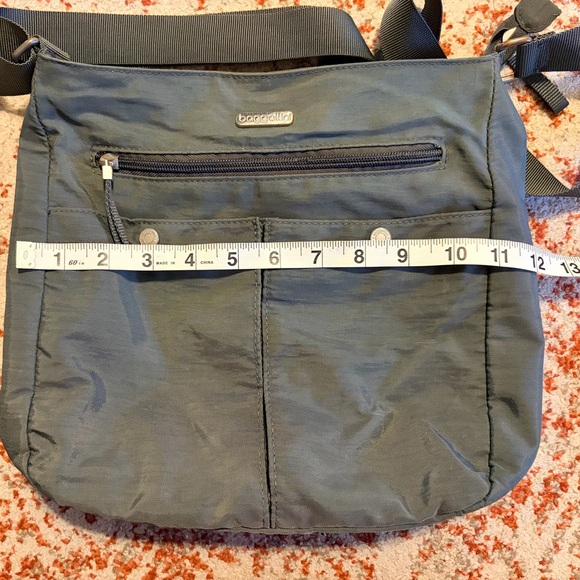 Baggallini Green Crossbody Bag - Picture 4 of 7